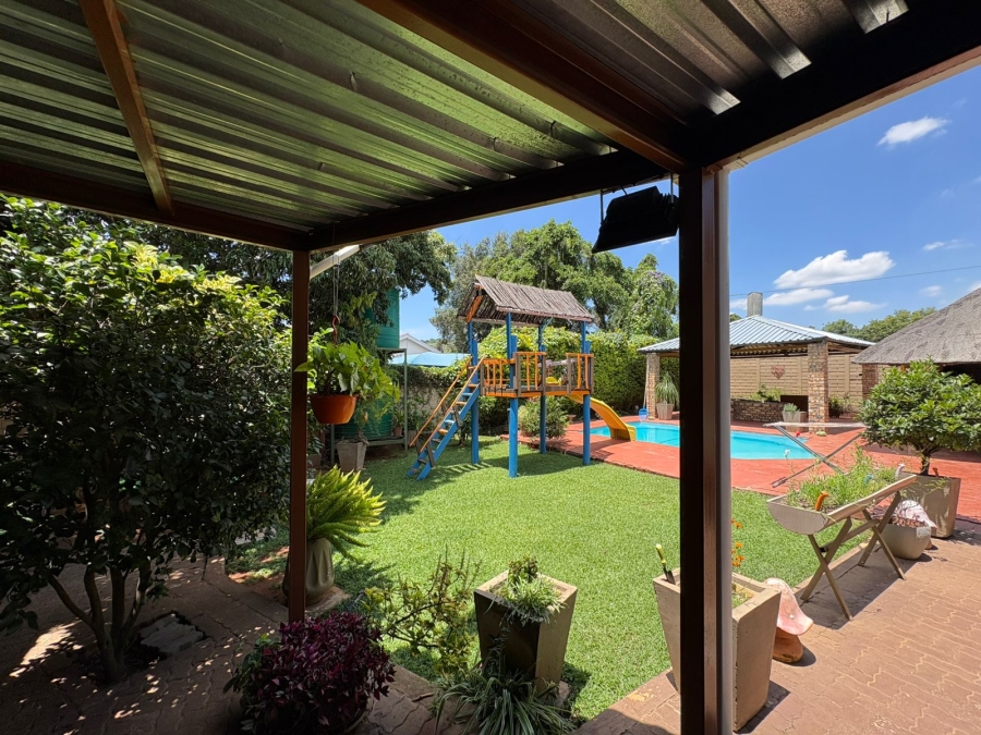 4 Bedroom Property for Sale in Protea Park North West